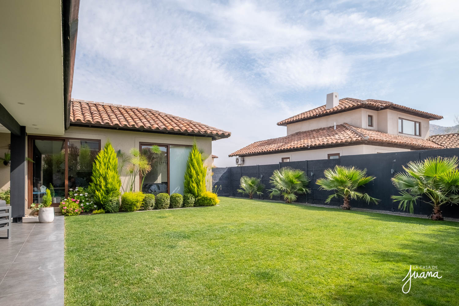imagen CASA LOS ROBLES