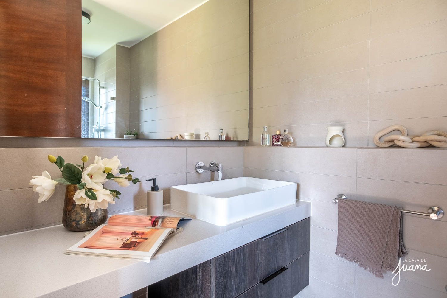 imagen CASA LOS ROBLES