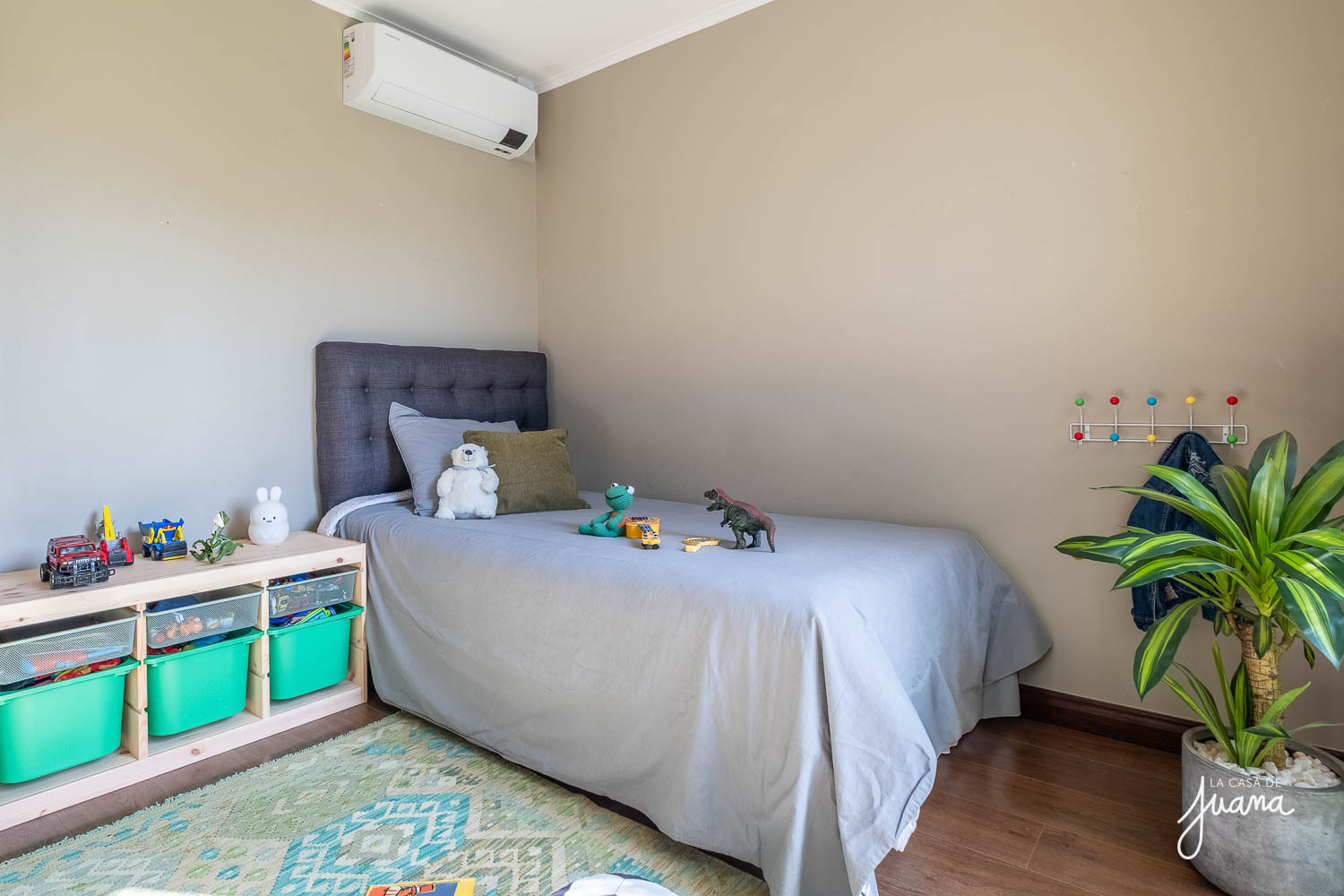 imagen CASA LOS ROBLES