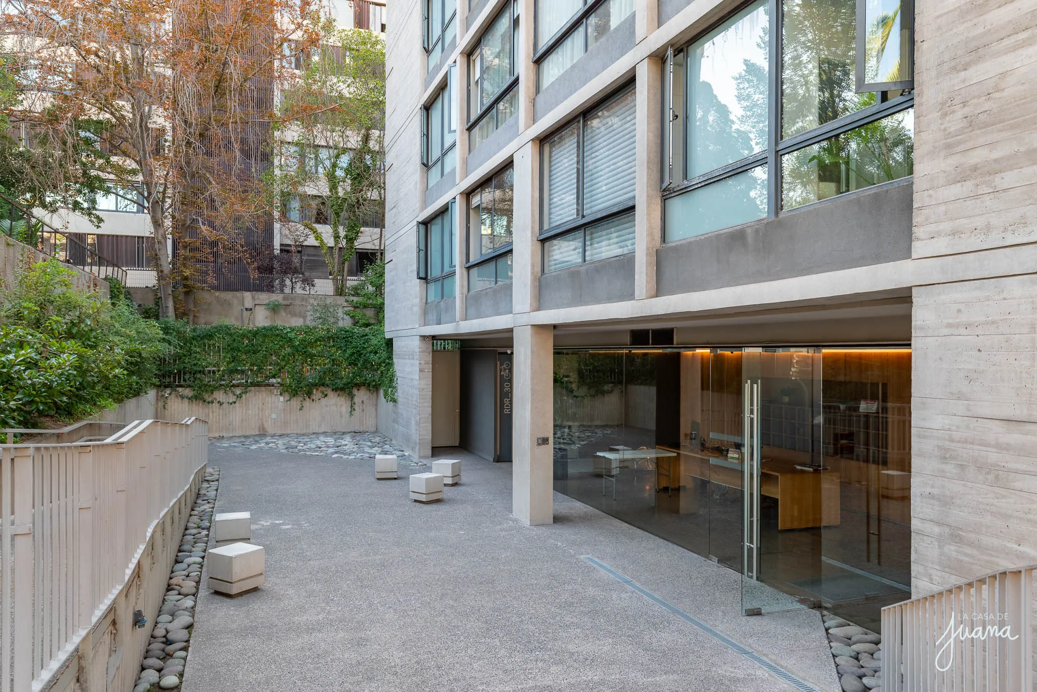 Patio_Roberto_del_Río_image_26